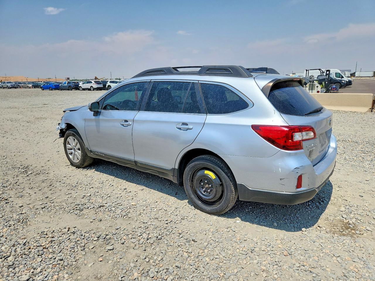 2016 Subaru Outback - Фото 2