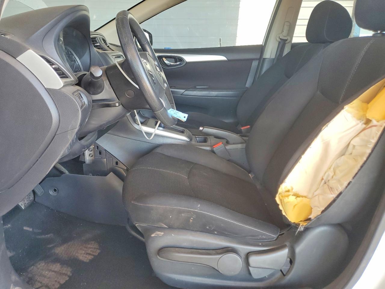 2018 Nissan Sentra S - Фото 7
