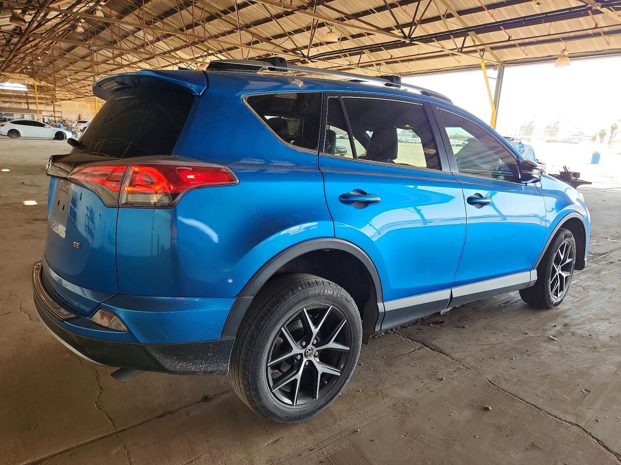 2018 Toyota Rav4 Se - Фото 3
