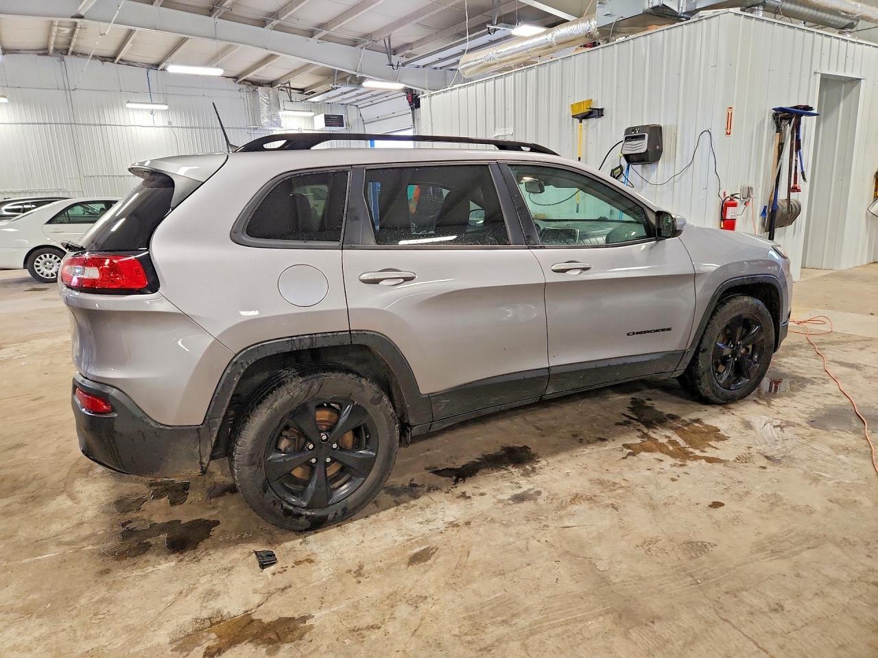 2018 Jeep Cherokee Latitude - Фото 3