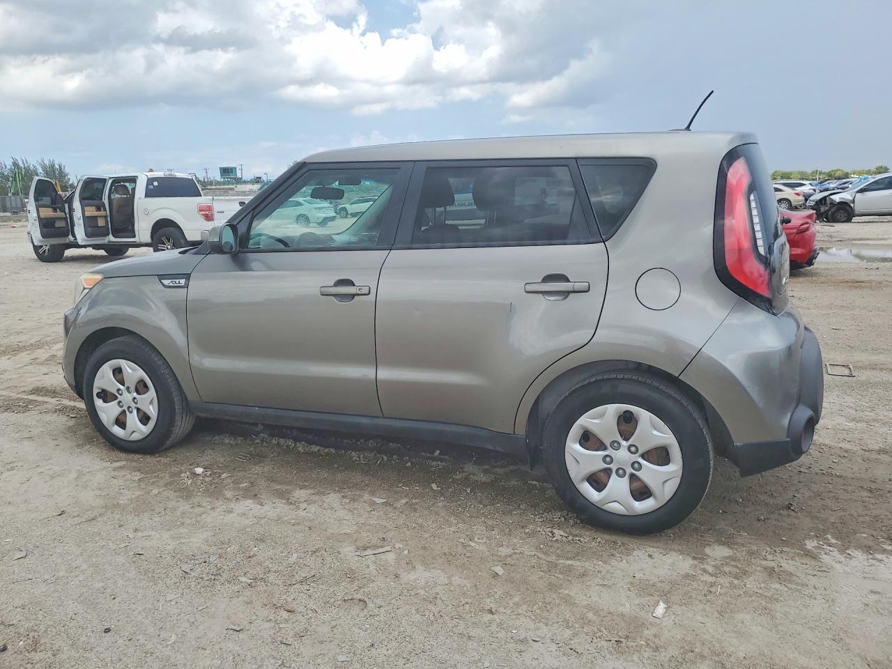 2015 Kia Soul Base - Фото 2
