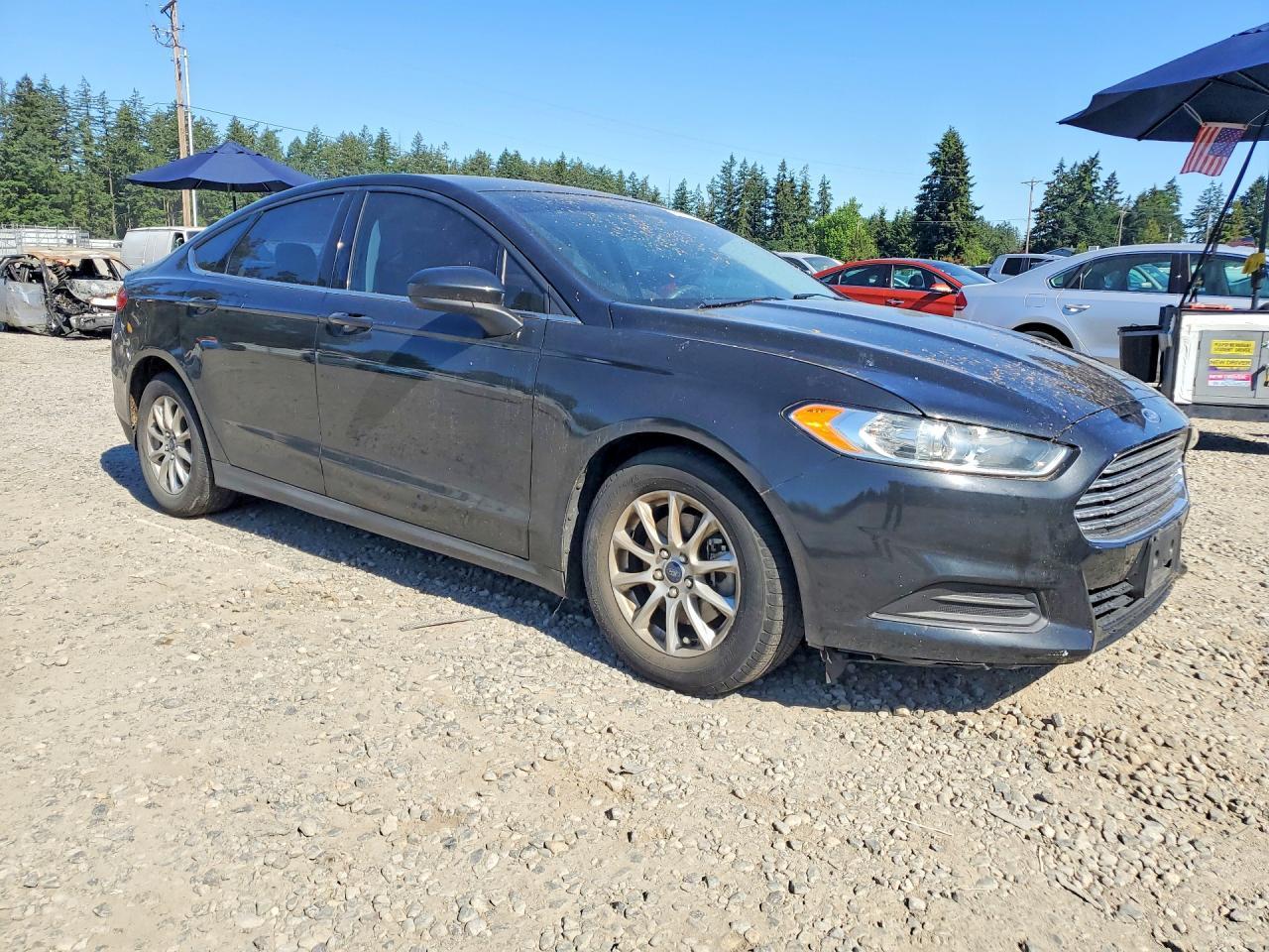 2015 Ford Fusion S - Image 4