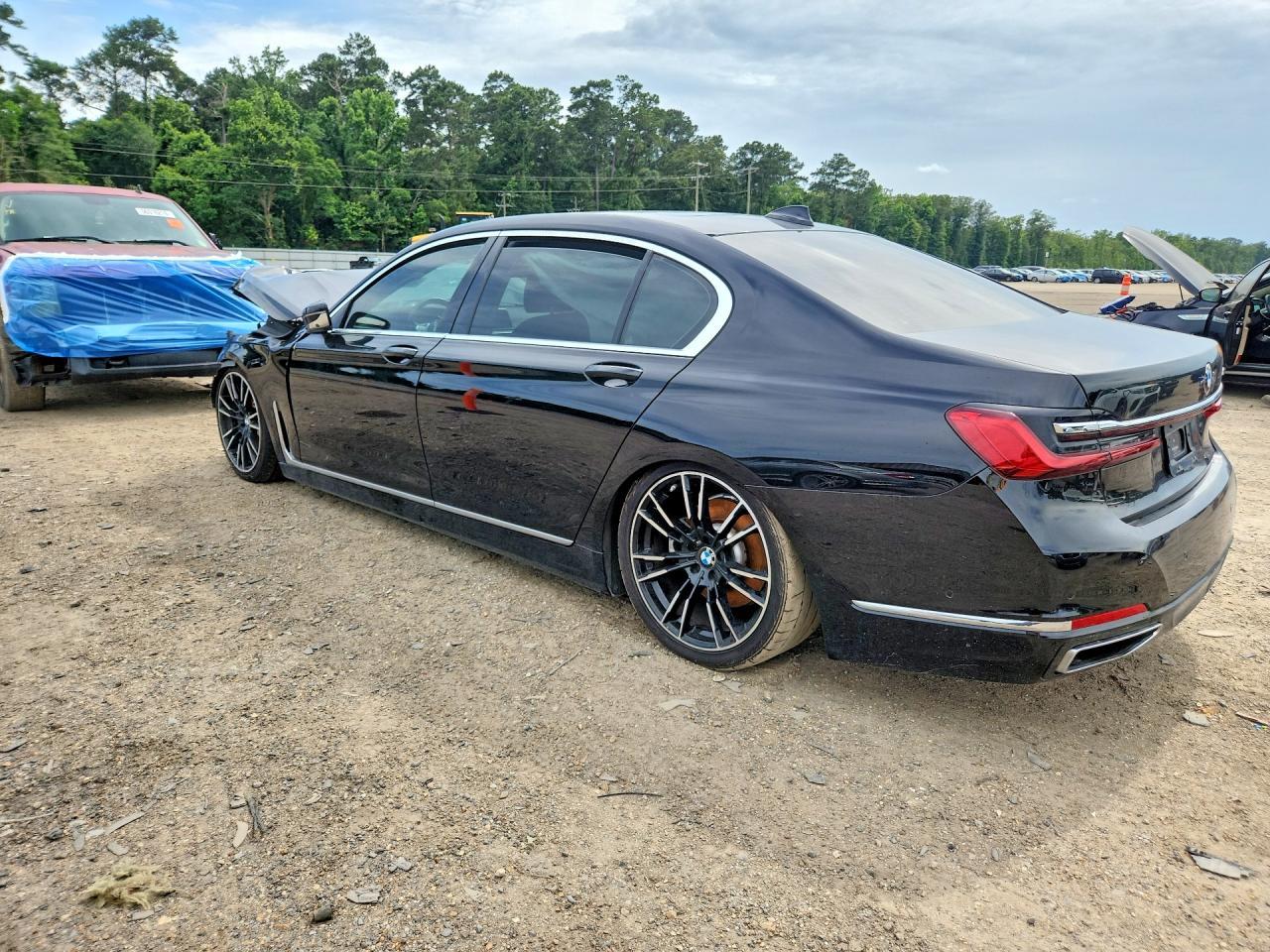 2020 BMW 740 I - Image 2