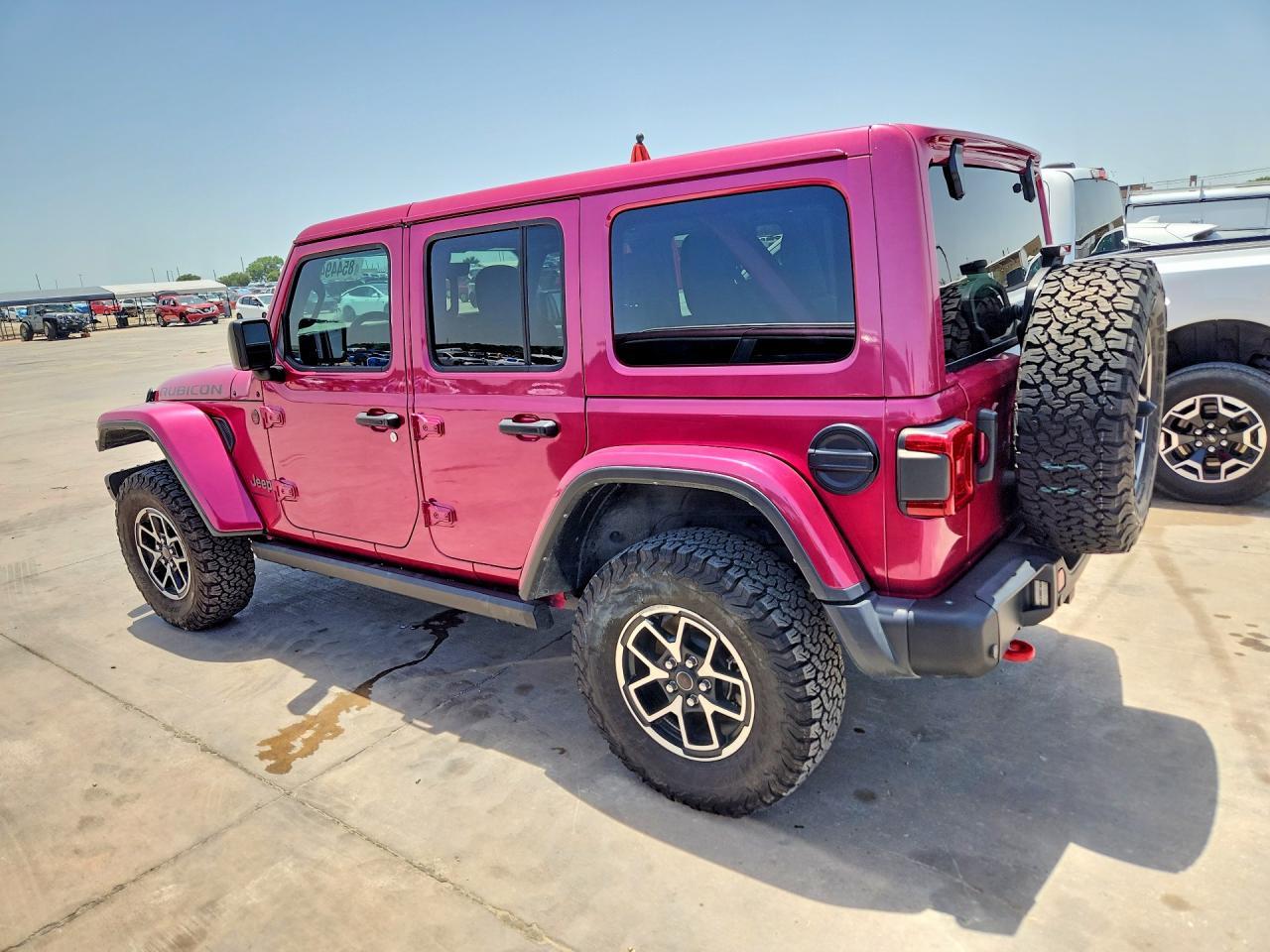 2024 Jeep Wrangler Rubicon - Фото 2