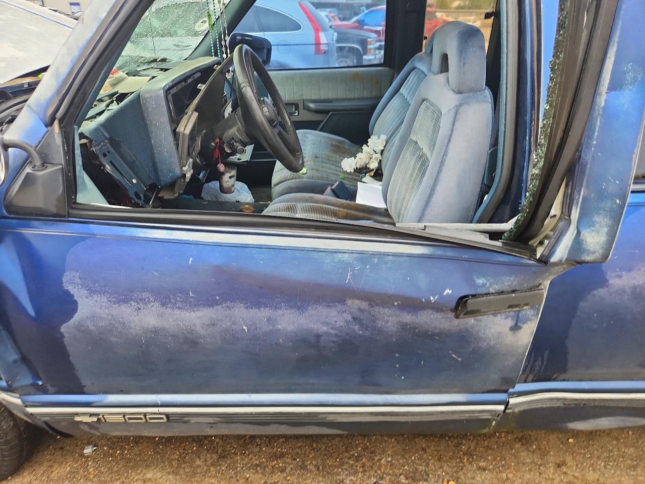 1994 Chevrolet Gmt-400 C1500 - Фото 7