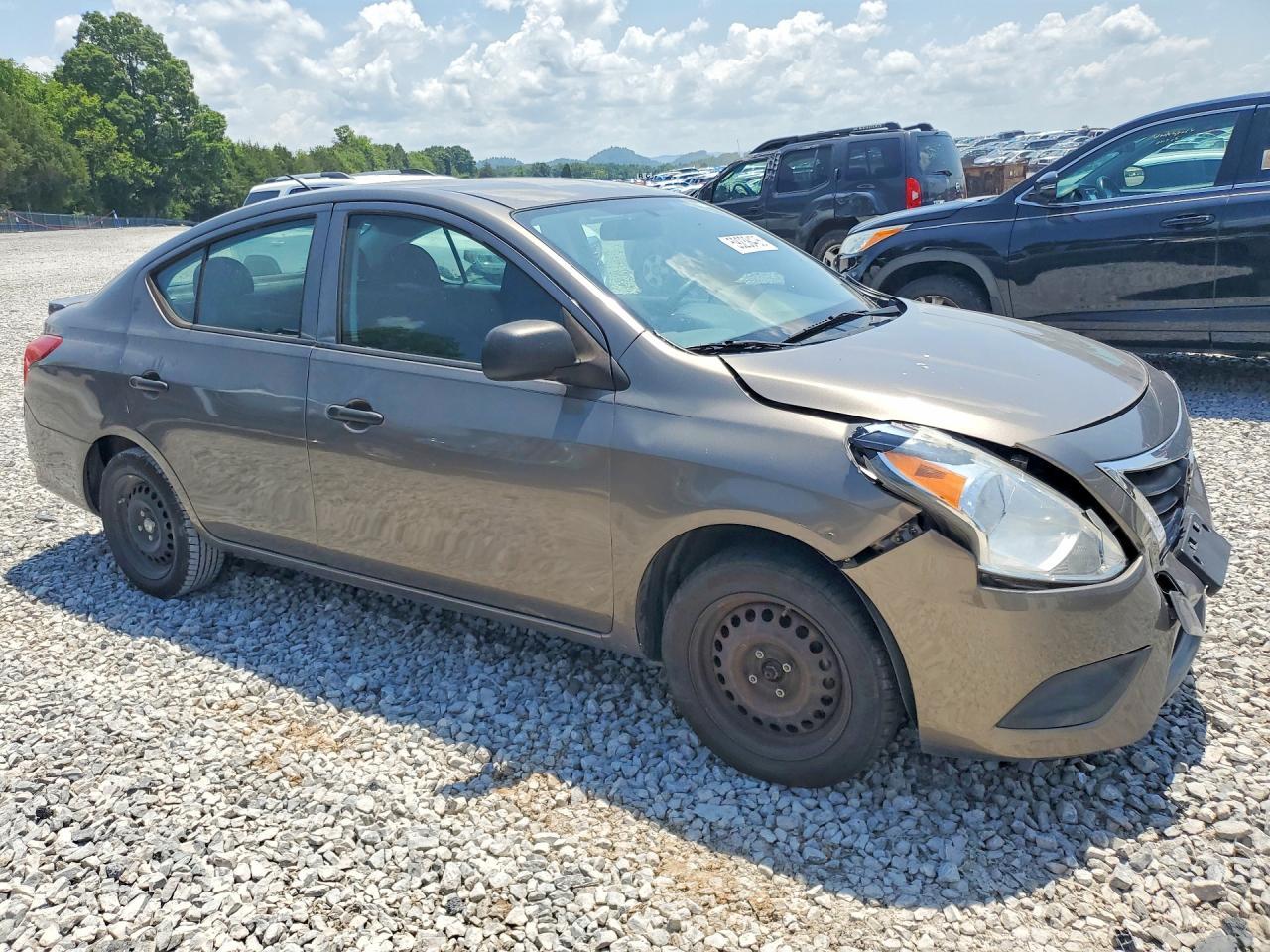 2015 Nissan Versa 1.6 S Plus - Фото 4
