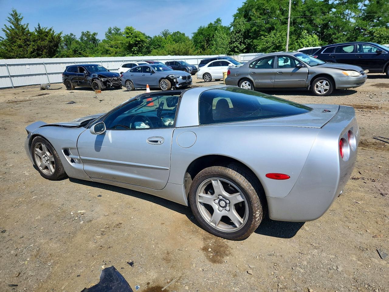 1999 Chevrolet Corvette - Image 2