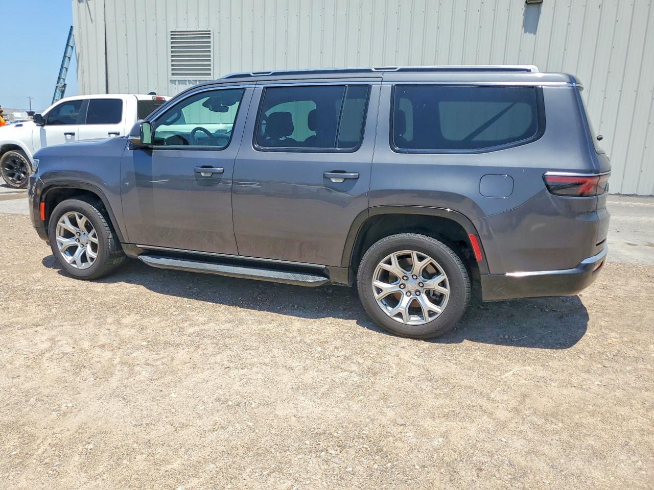 2022 Jeep Wagoneer Series Ii - Фото 2
