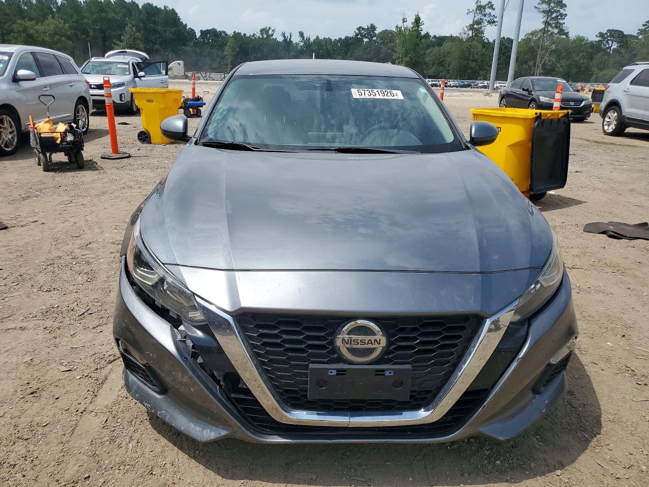 2020 Nissan Altima S - Фото 5
