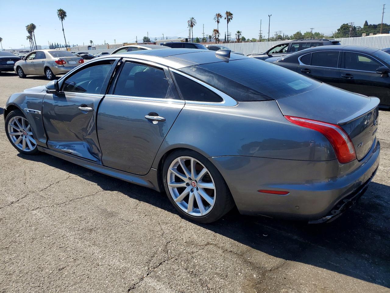 2016 Jaguar Xj - Фото 2