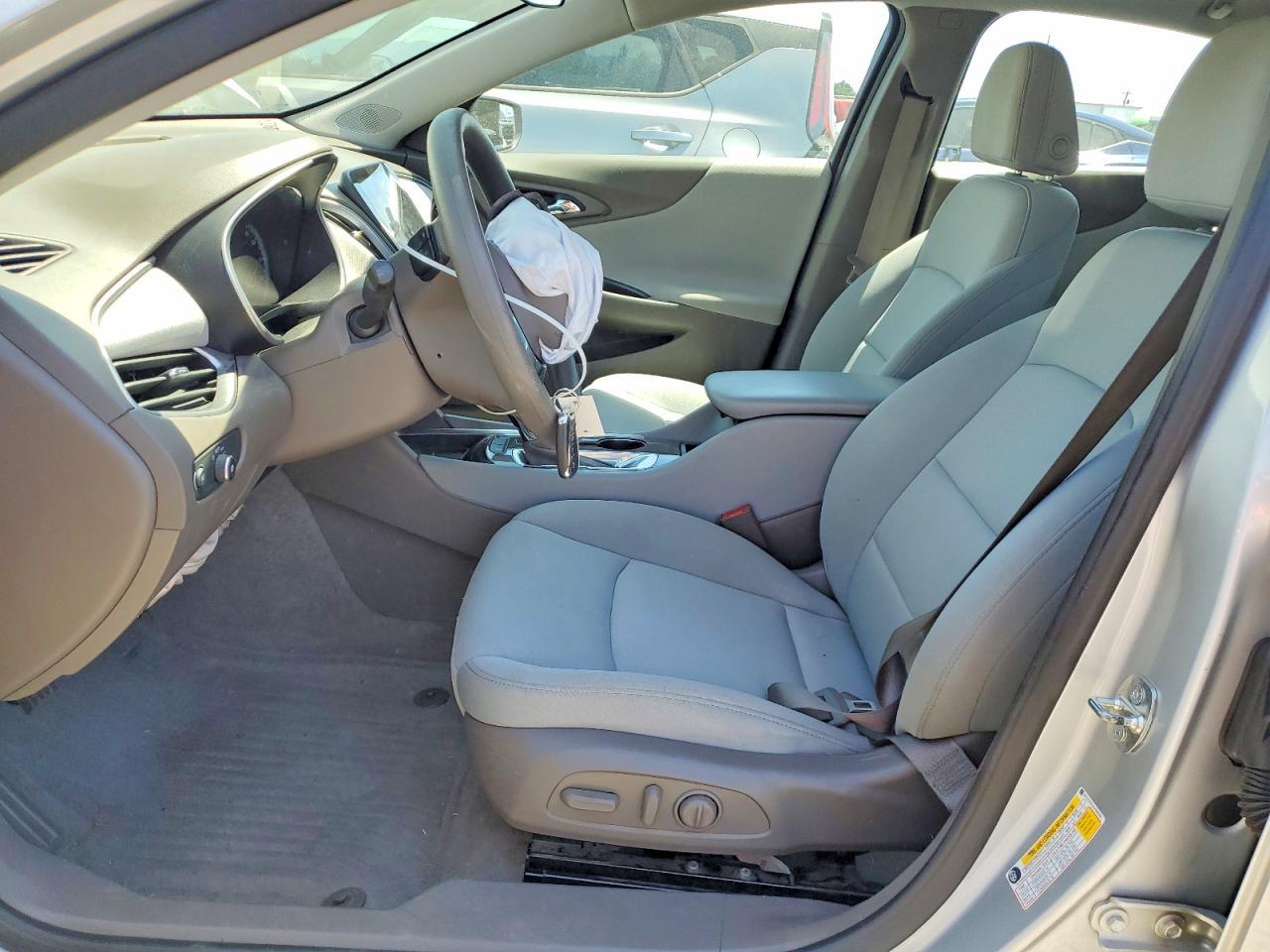 2020 Chevrolet Malibu Ls - Фото 7