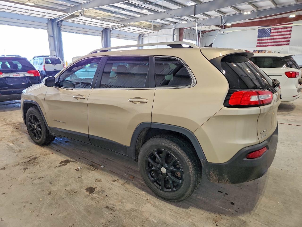 2014 Jeep Cherokee Latitude - Image 2
