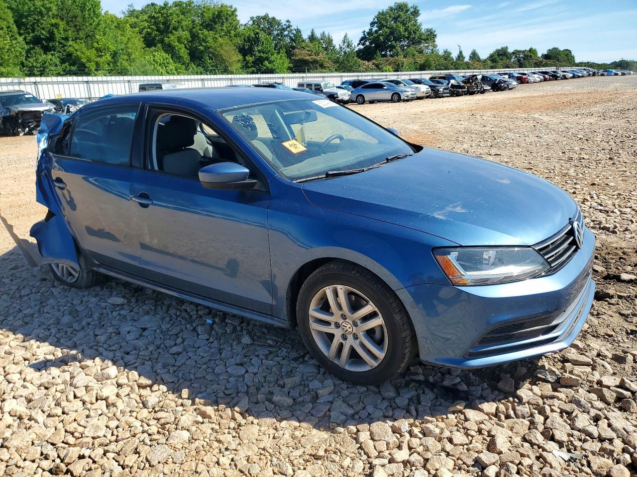 2018 Volkswagen Jetta S - Фото 4