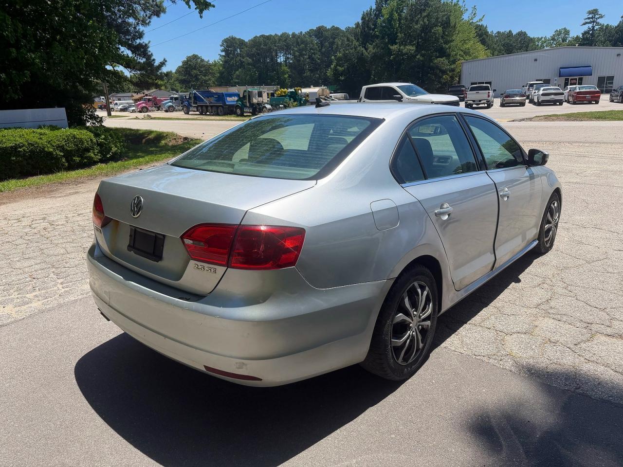 2013 Volkswagen Jetta Se - Фото 4