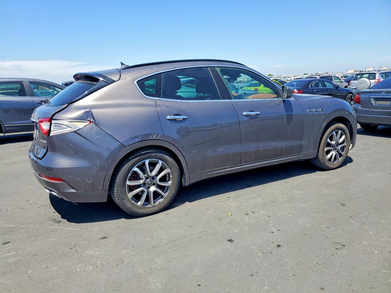 2019 Maserati Levante - Фото 3