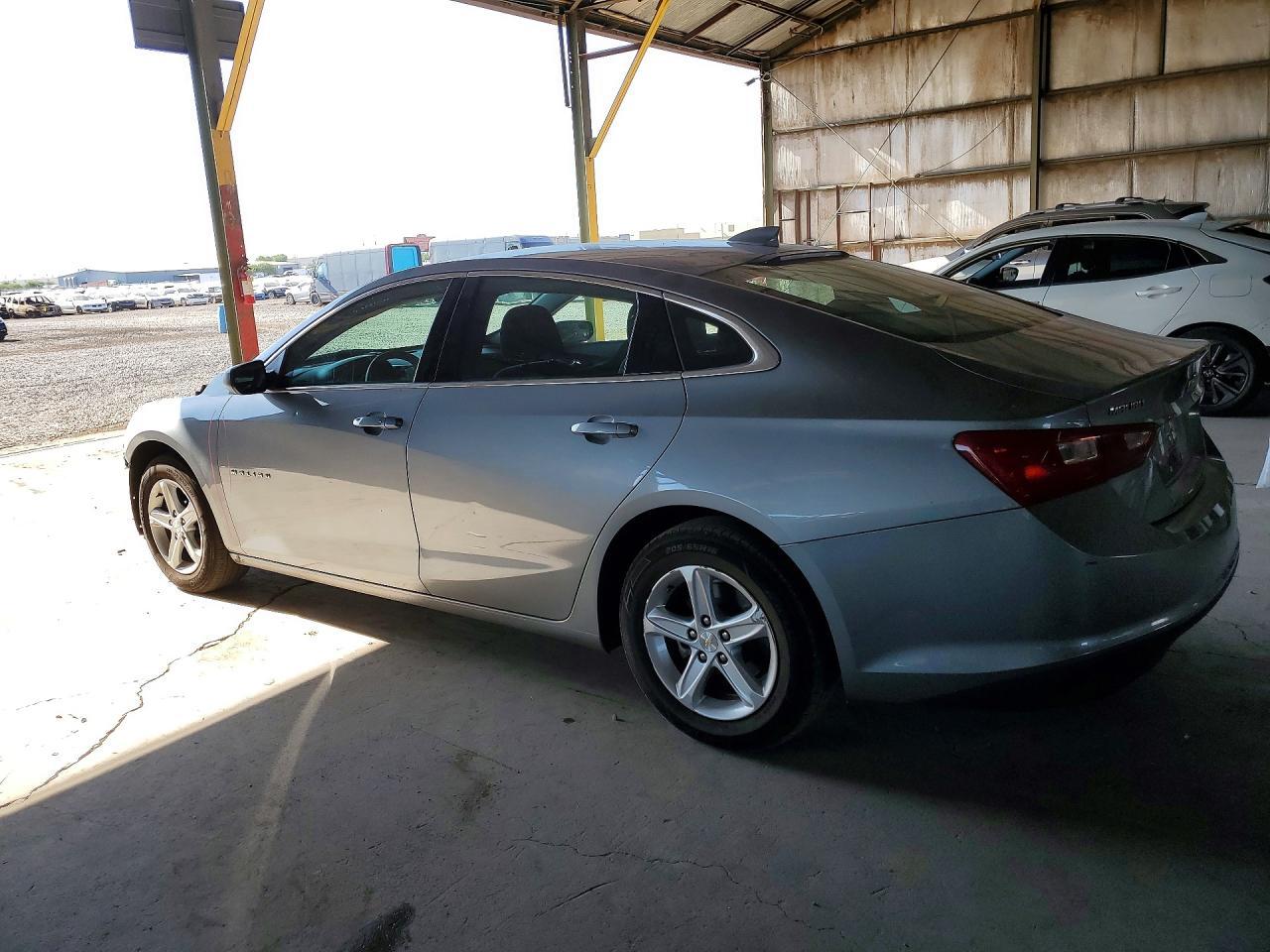 2023 Chevrolet Malibu Lt - Image 2