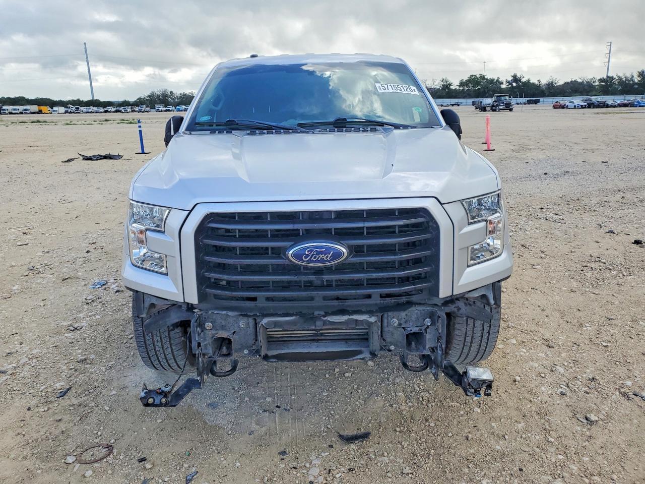 2017 Ford F150 Supercrew - Image 5