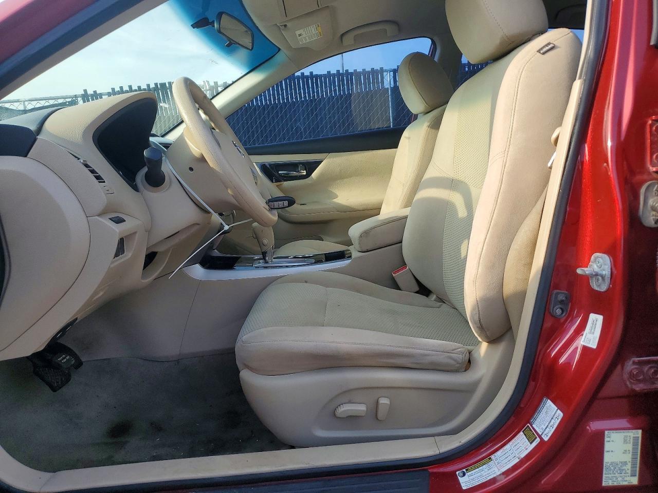 2014 Nissan Altima 2.5 S - Image 7