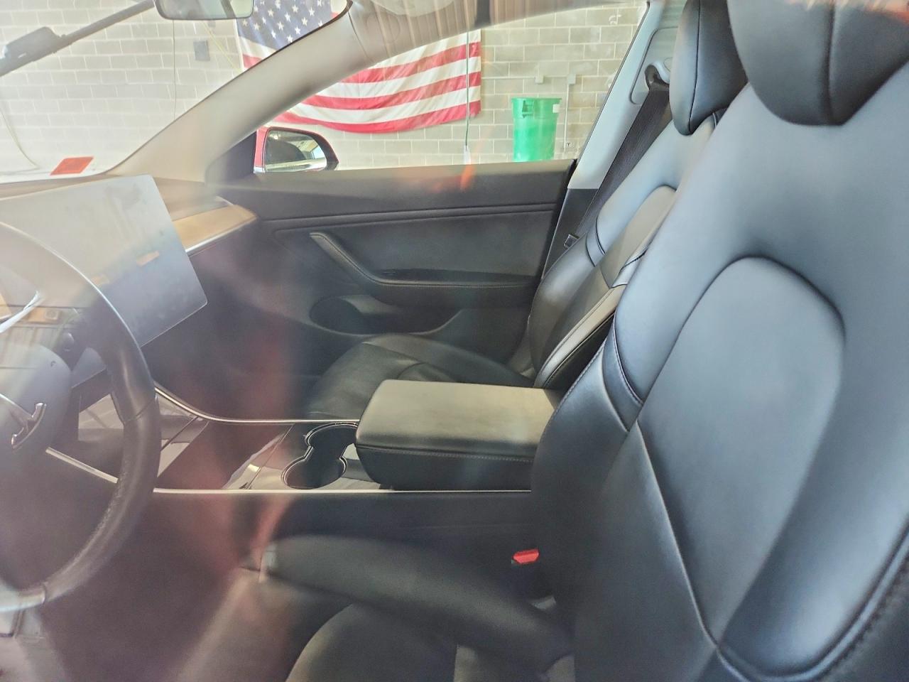 2018 Tesla 3 - Фото 7
