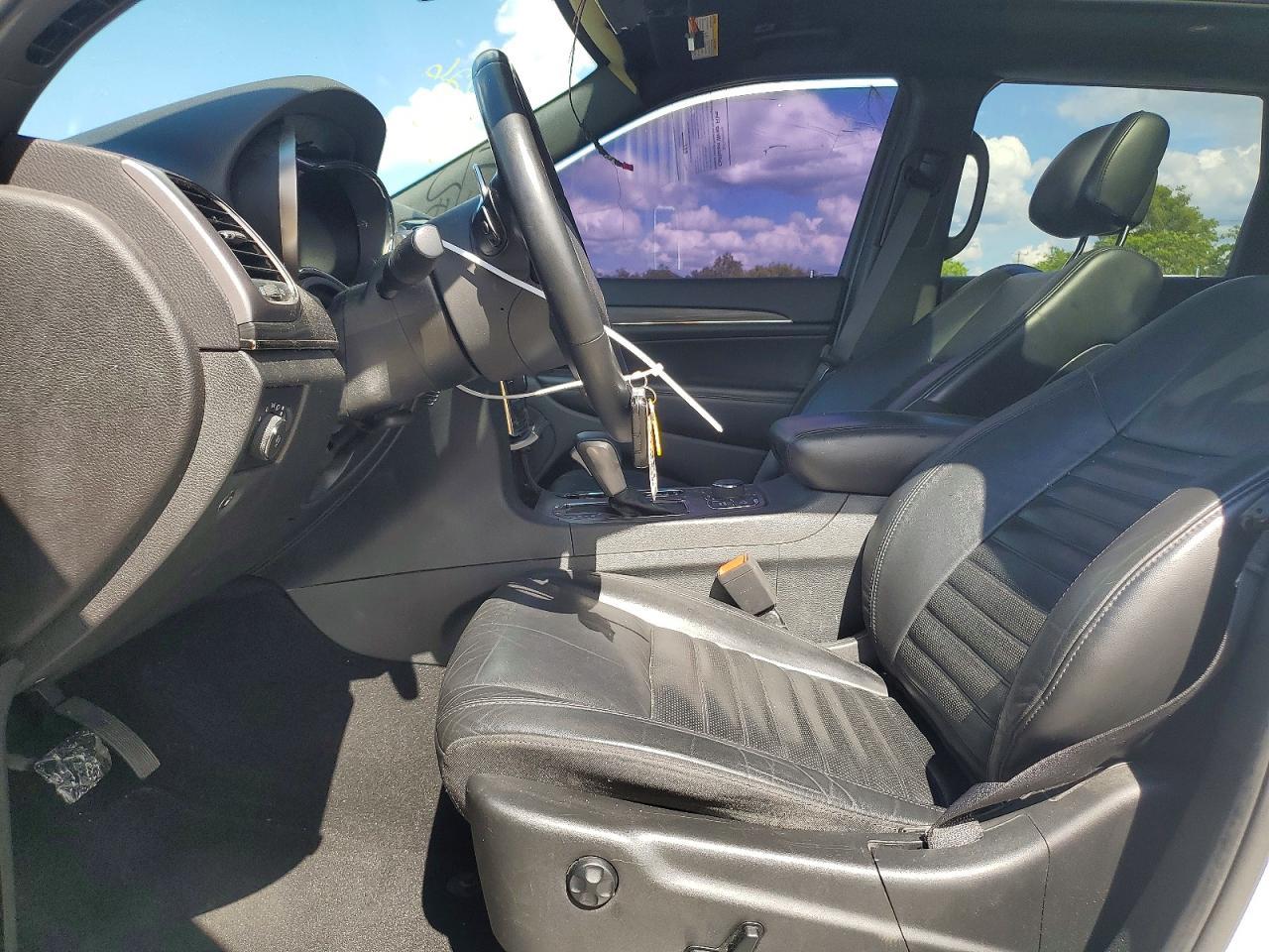 2019 Jeep Grand Cherokee Limited - Image 7