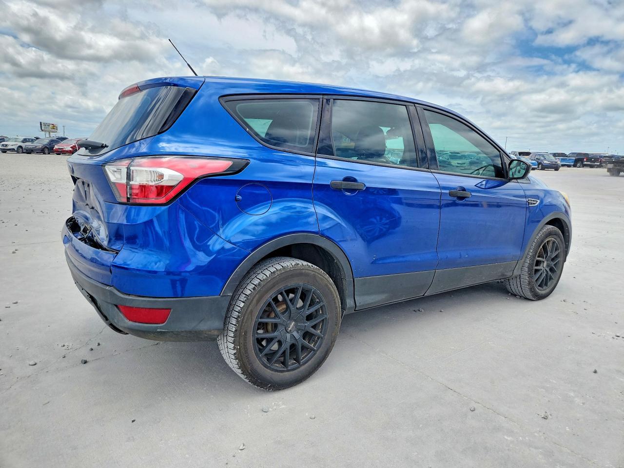 2017 Ford Escape S - Image 3