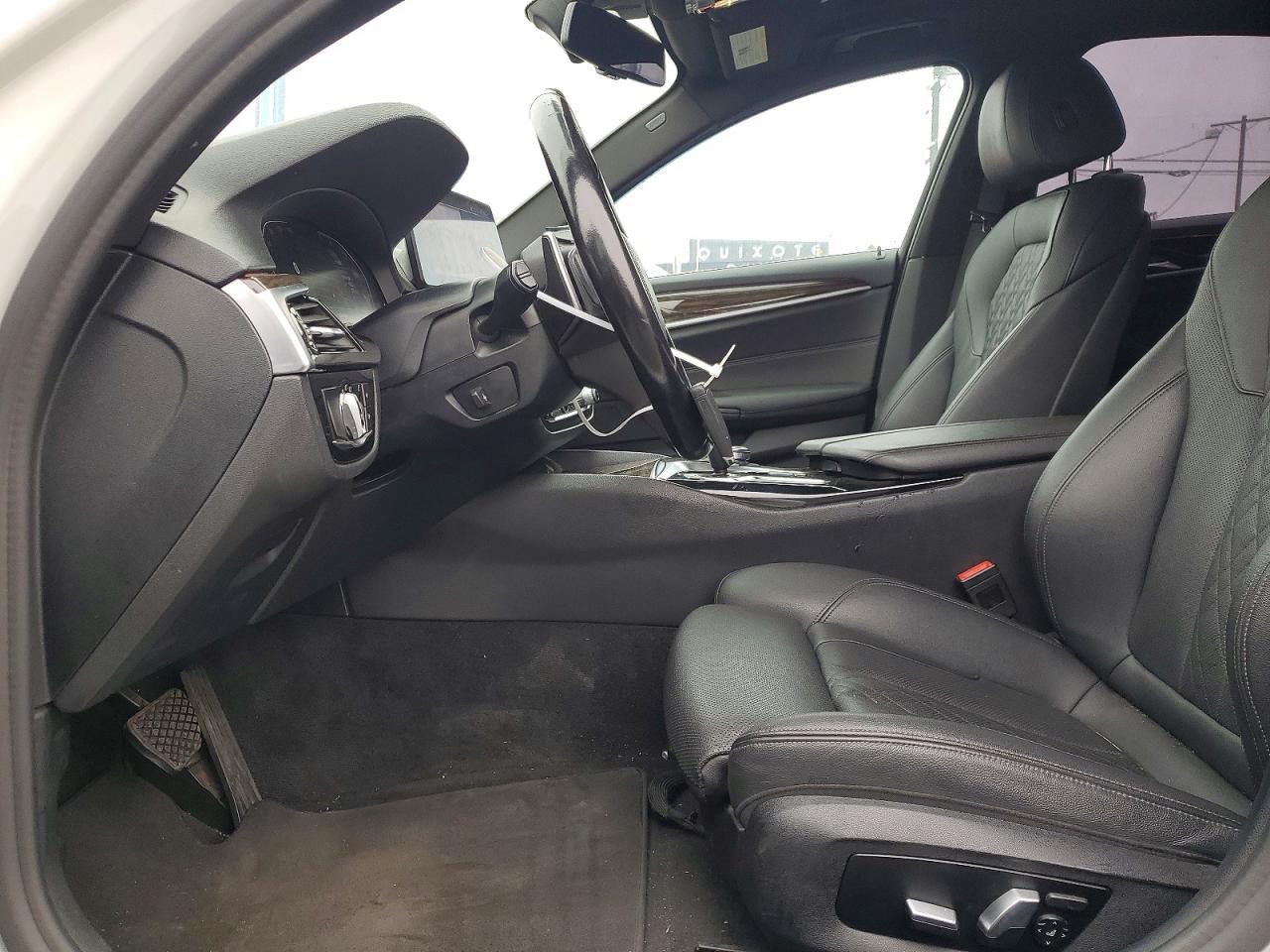 2021 BMW 530 I - Фото 7