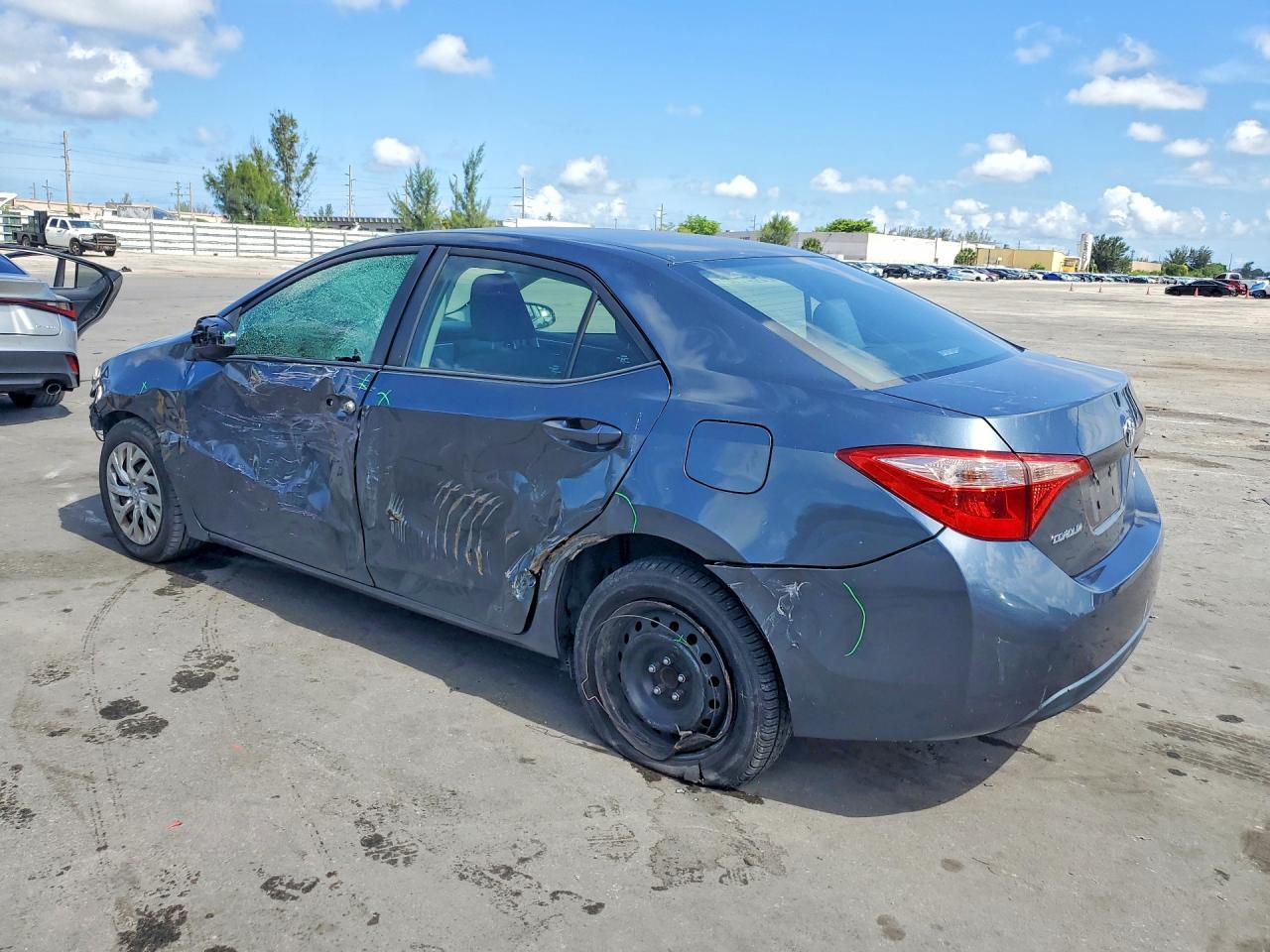 2018 Toyota Corolla Le - Image 2