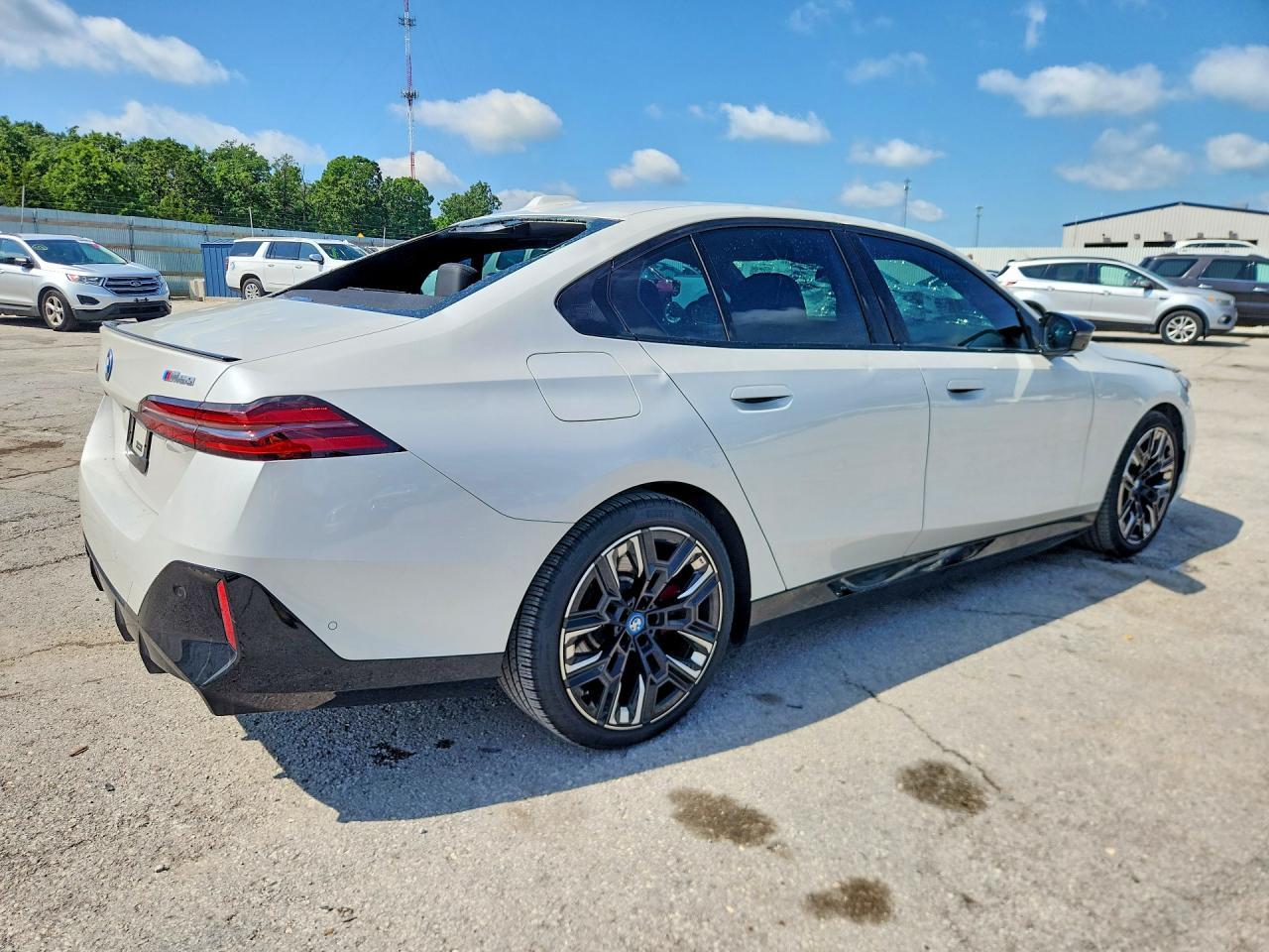 2024 BMW I5 M60 - Image 3
