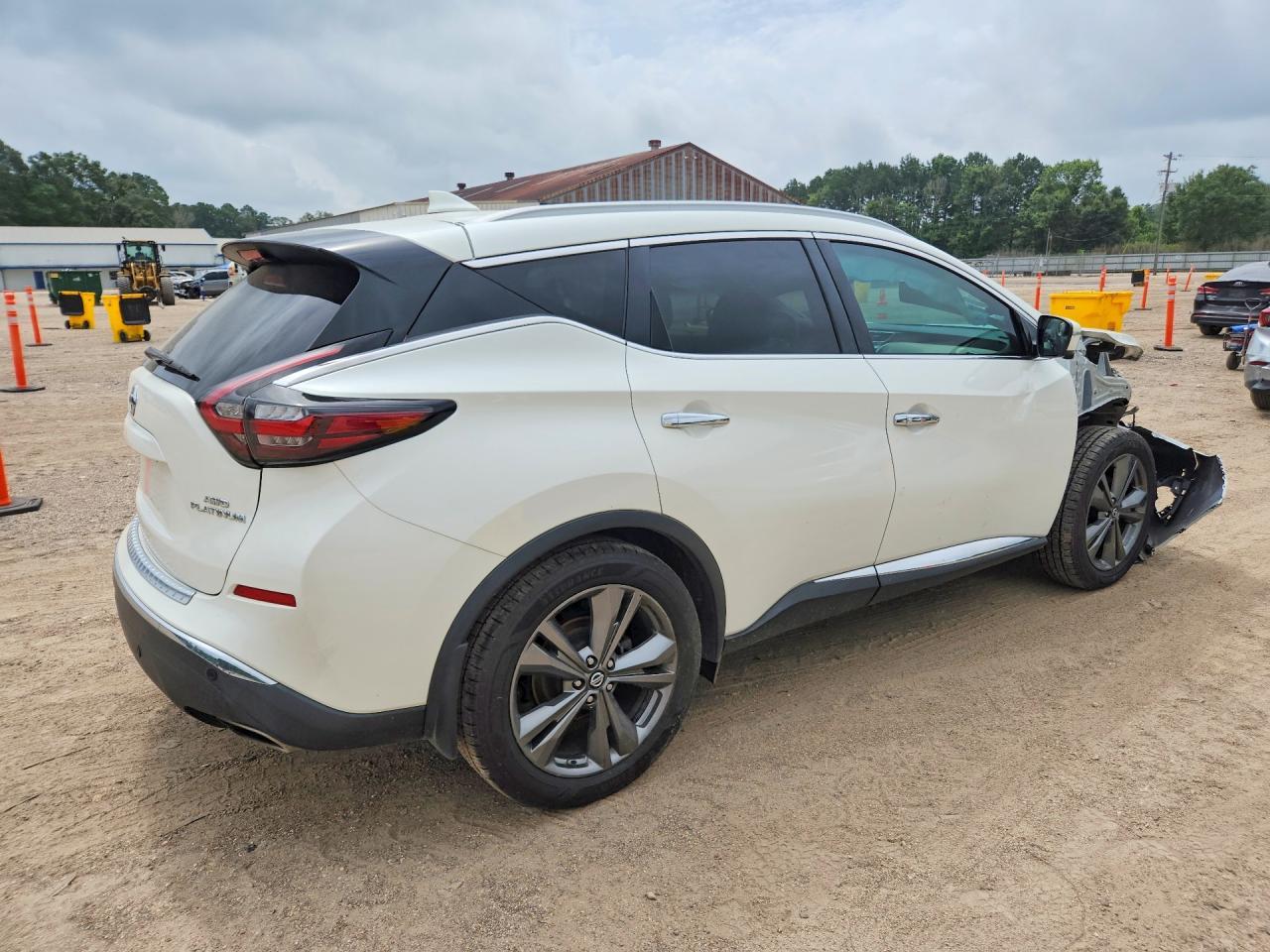 2020 Nissan Murano Platinum - Image 3