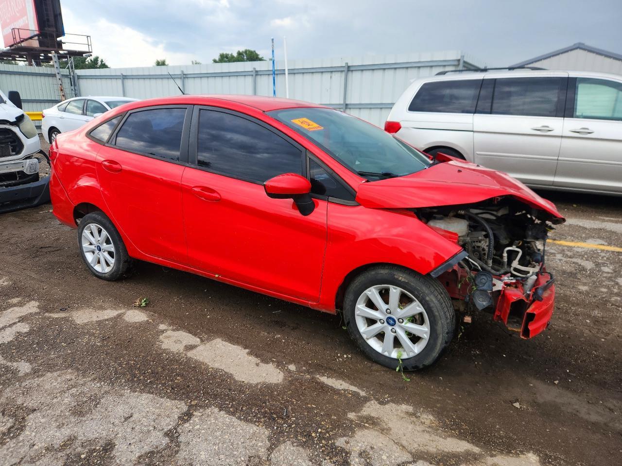 2012 Ford Fiesta Se - Image 4