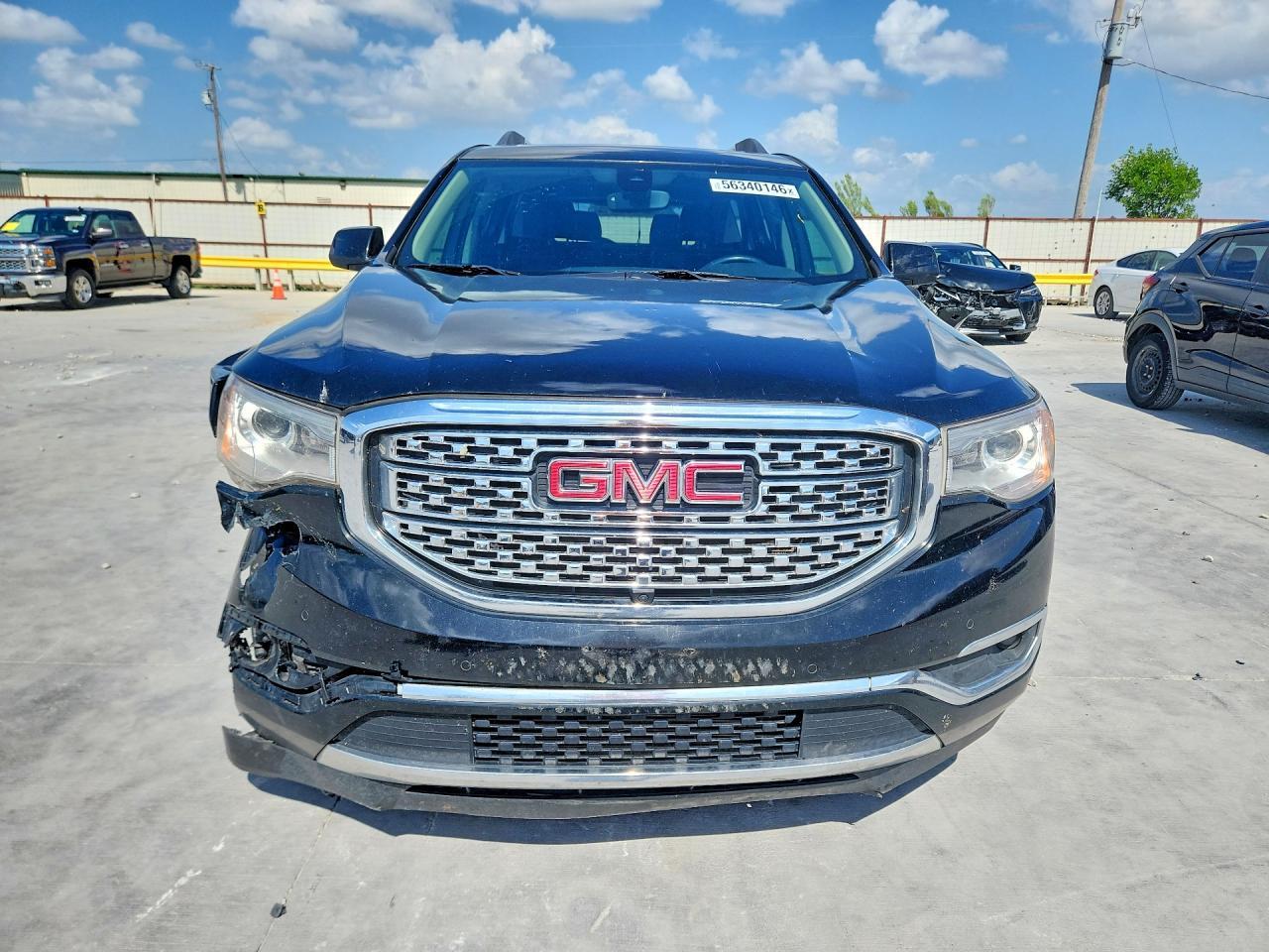 2017 GMC Acadia Denali - Фото 5