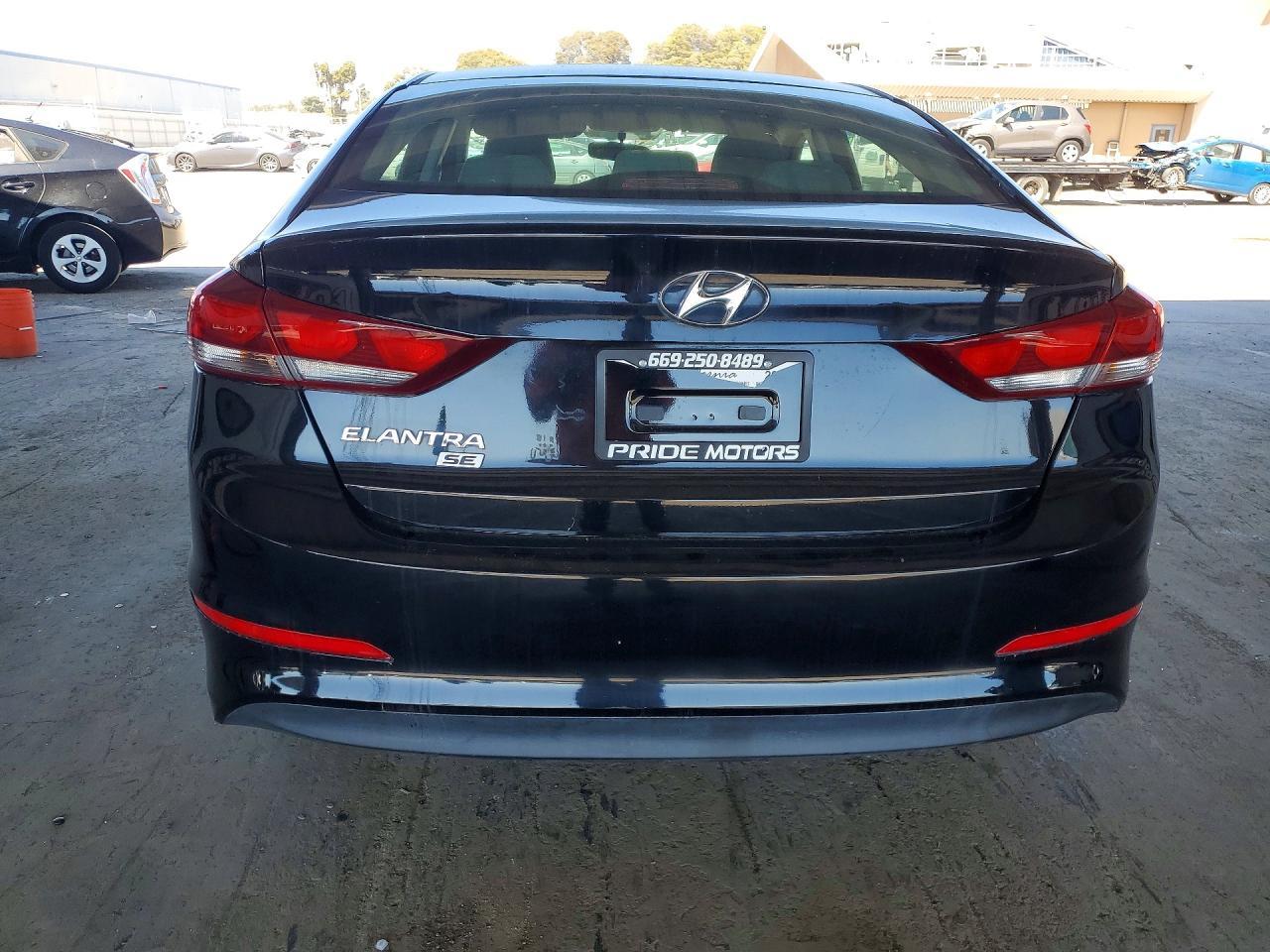 2018 Hyundai Elantra Se - Фото 6
