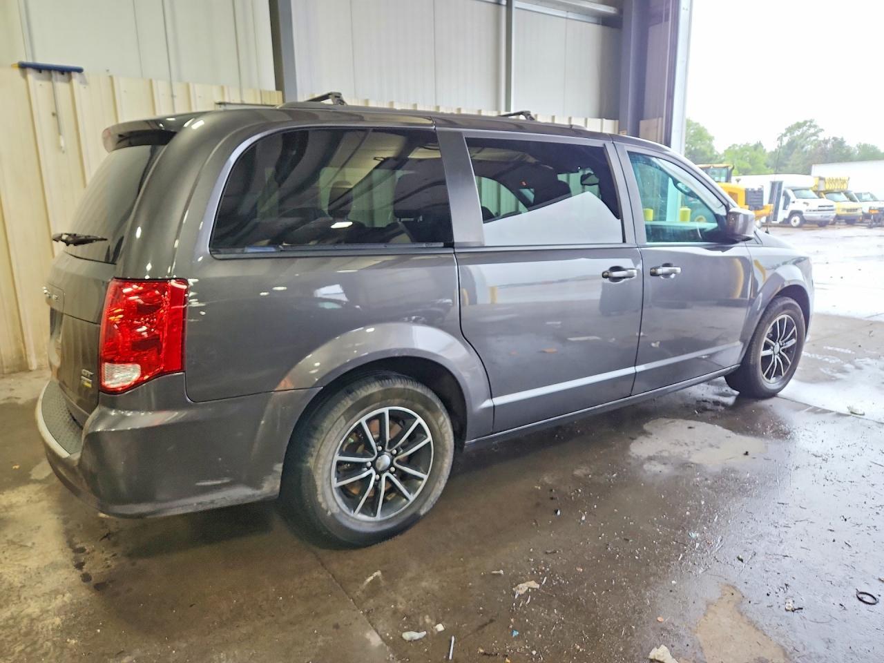 2019 Dodge Grand Caravan Gt - Фото 3