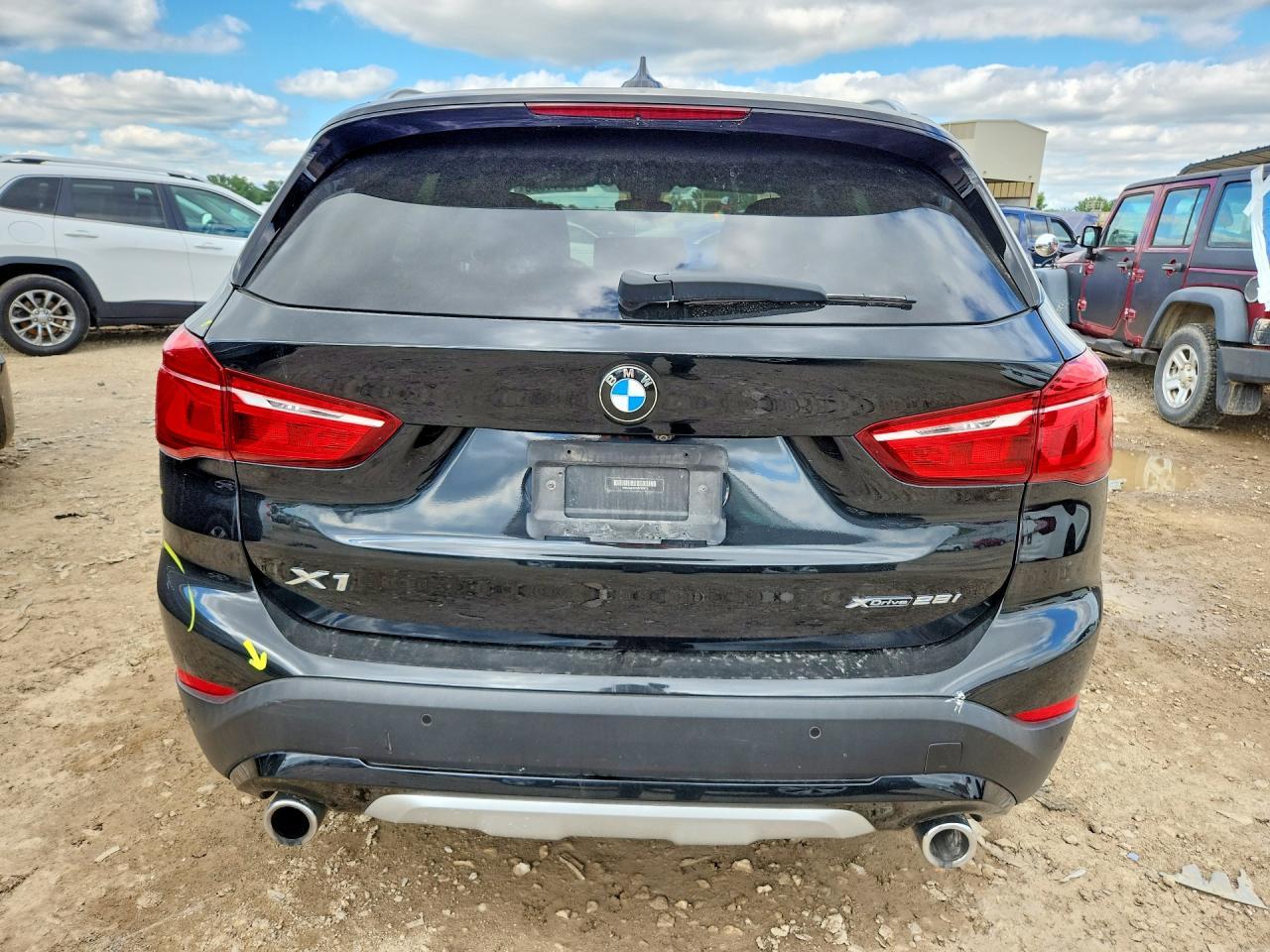 2021 BMW X1 xDrive28I - Фото 6