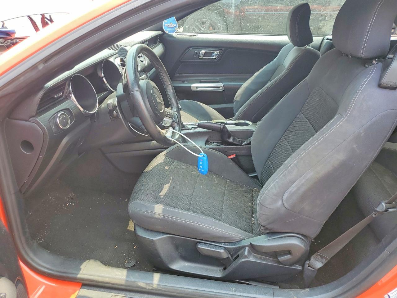 2016 Ford Mustang - Image 7