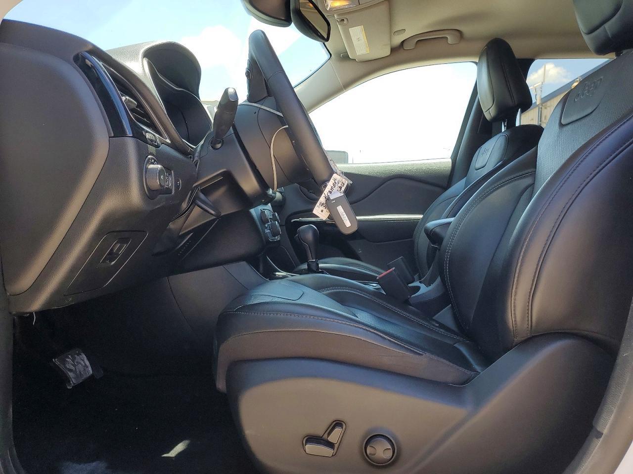 2023 Jeep Cherokee Altitude Lux - Фото 6
