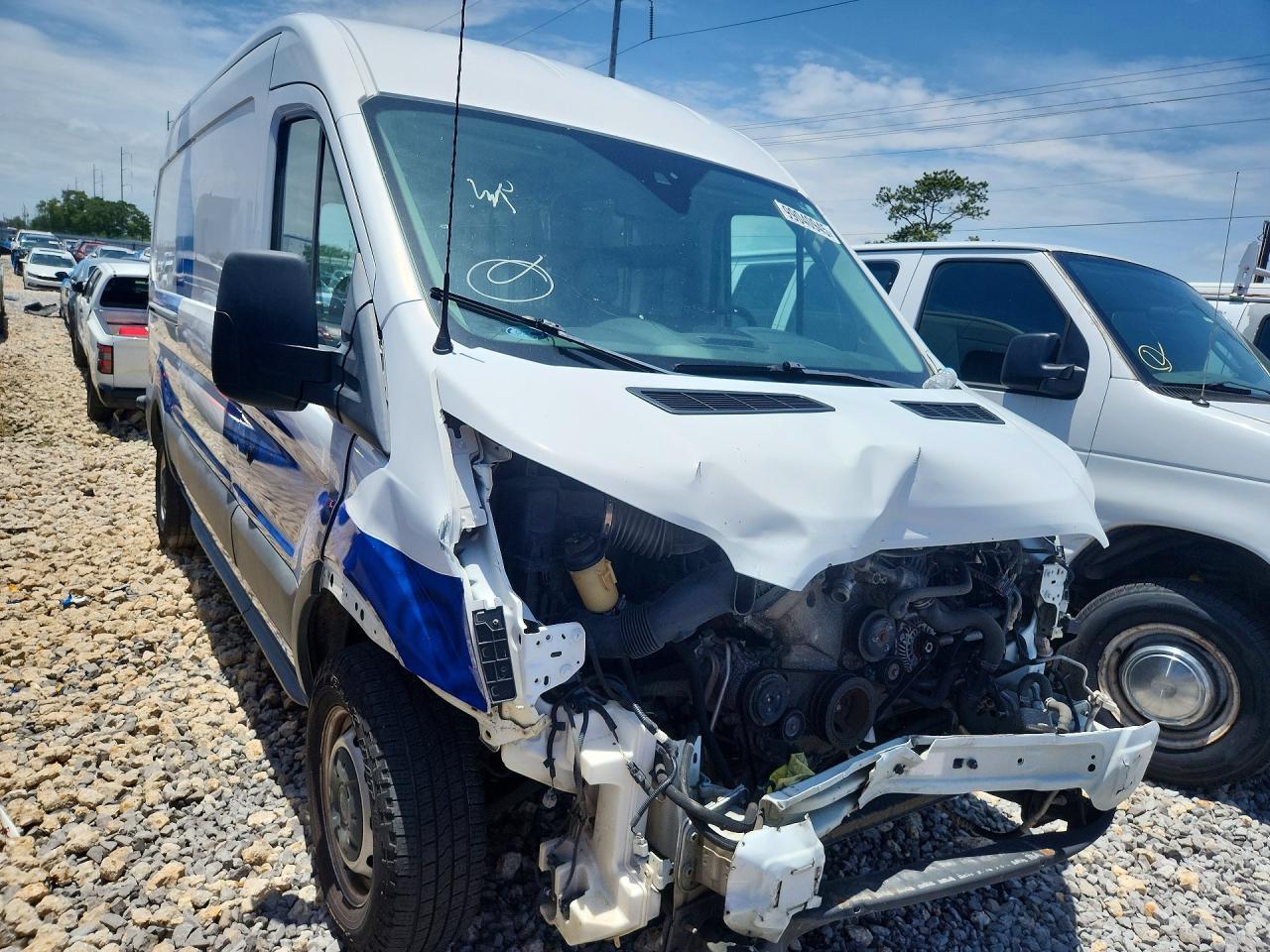 2017 Ford Transit T-250 Delivery Van - Image 4