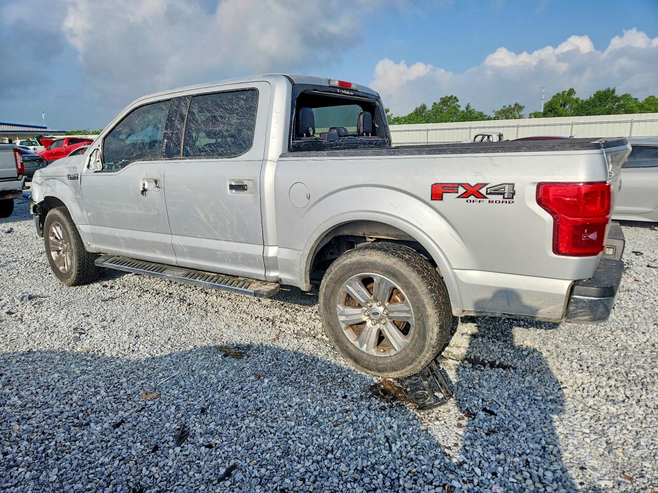 2018 Ford F150 Supercrew - Фото 2