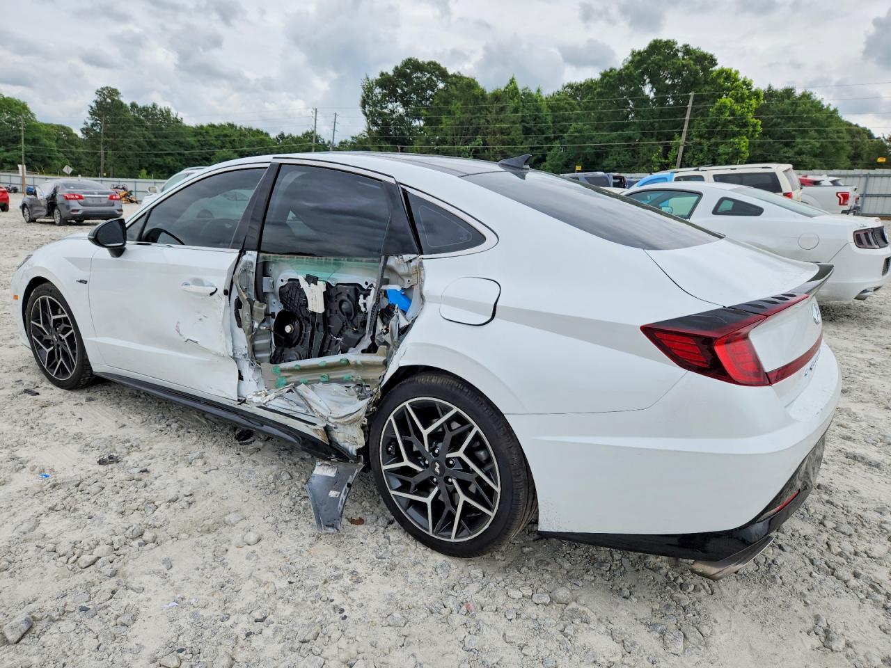 2022 Hyundai Sonata N Line - Image 2