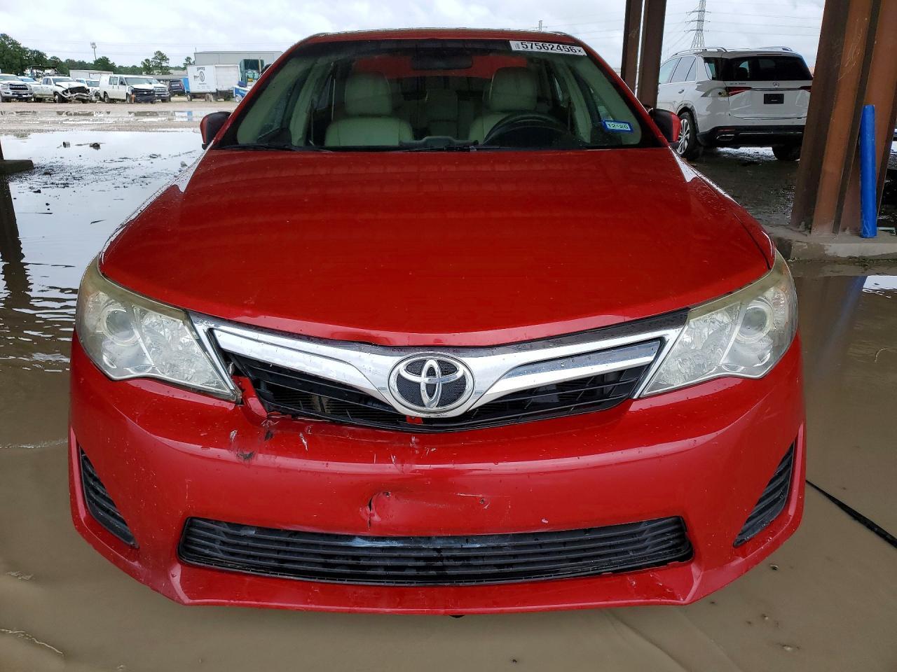 2012 Toyota Camry L - Фото 5