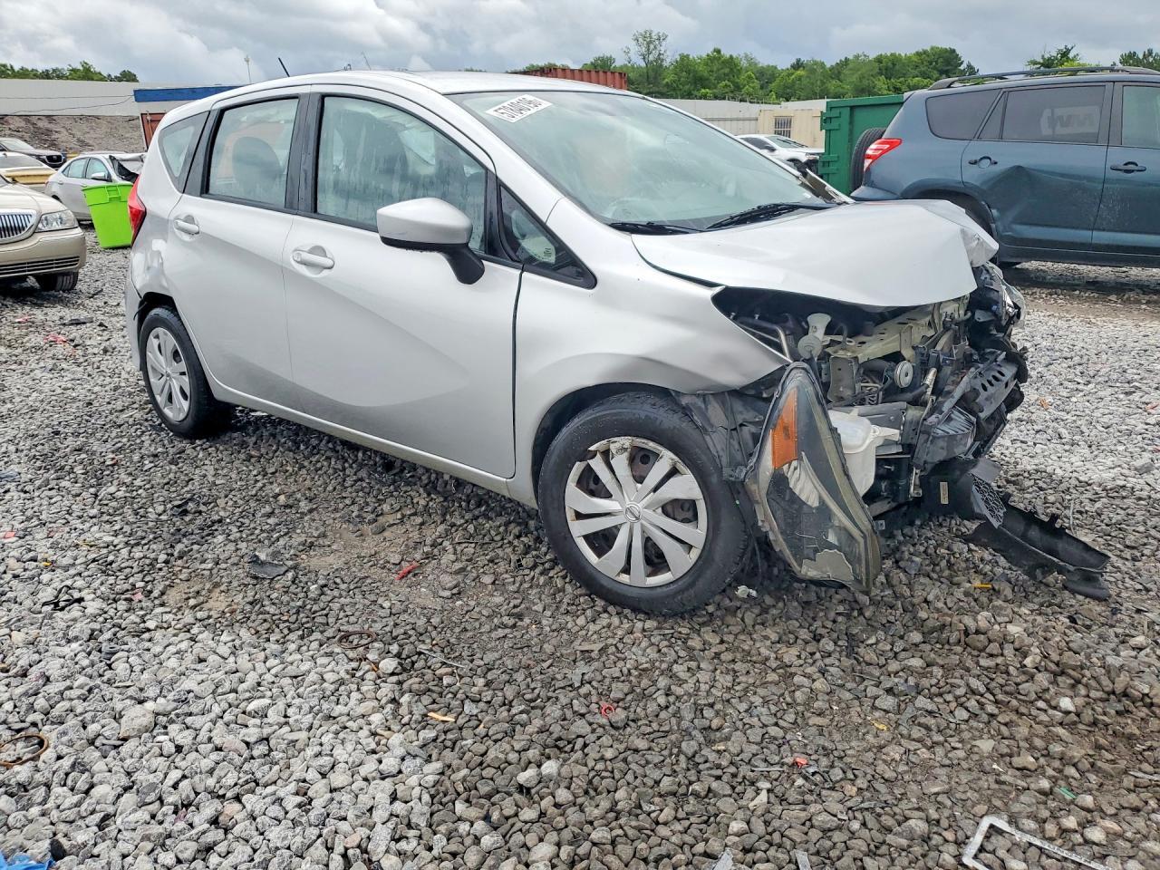 2017 Nissan Versa Note Sv - Image 4