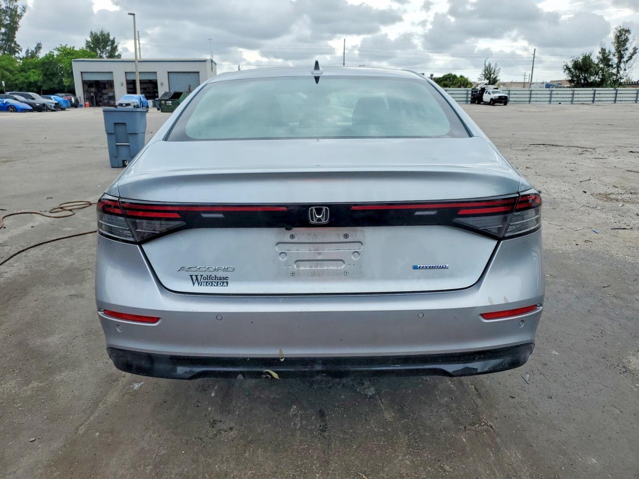 2024 Honda Accord Hybrid Exl - Image 6