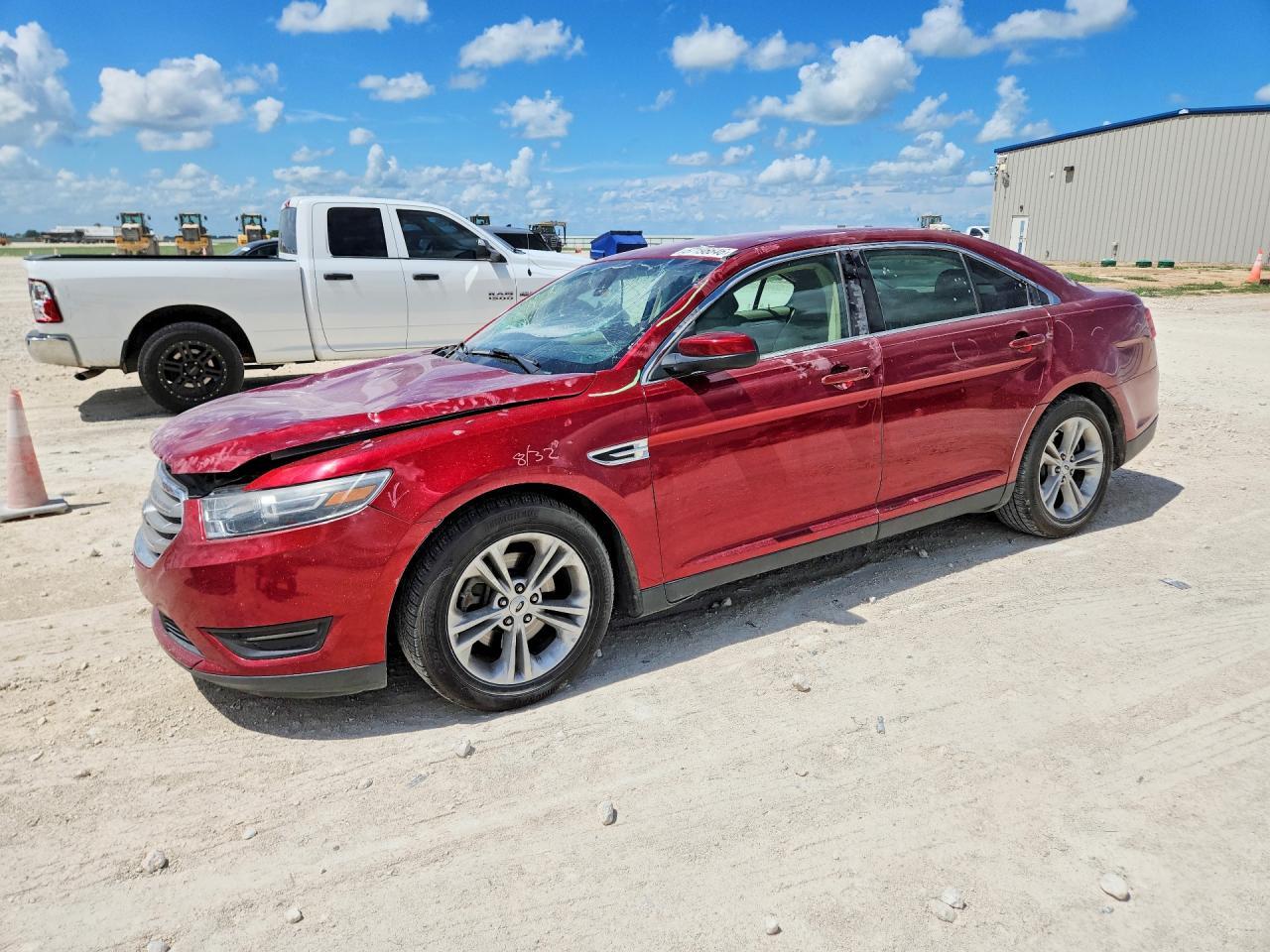 2016 Ford Taurus Sel