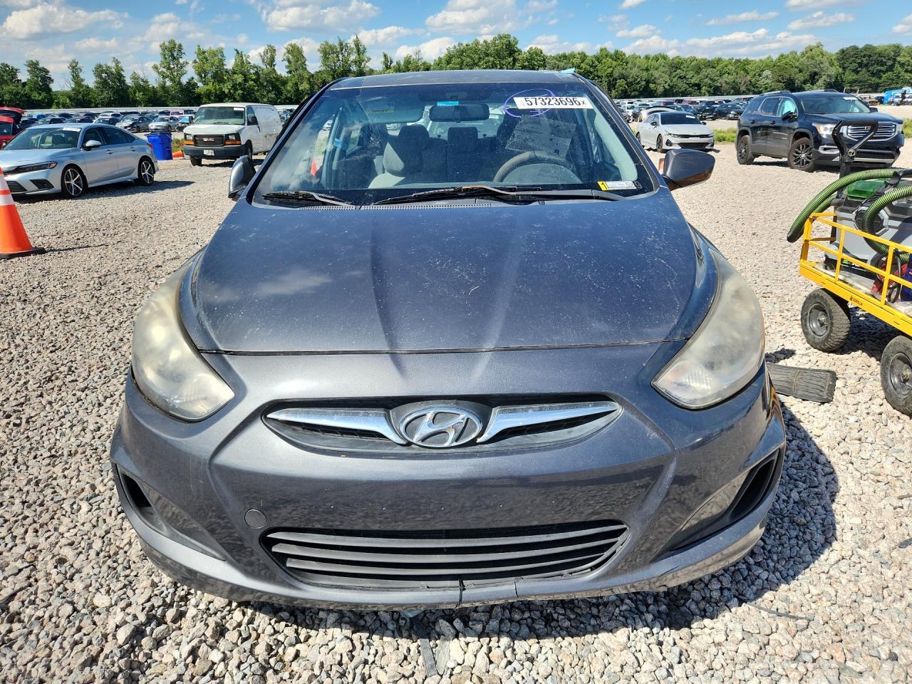2012 Hyundai Accent Gls - Фото 5