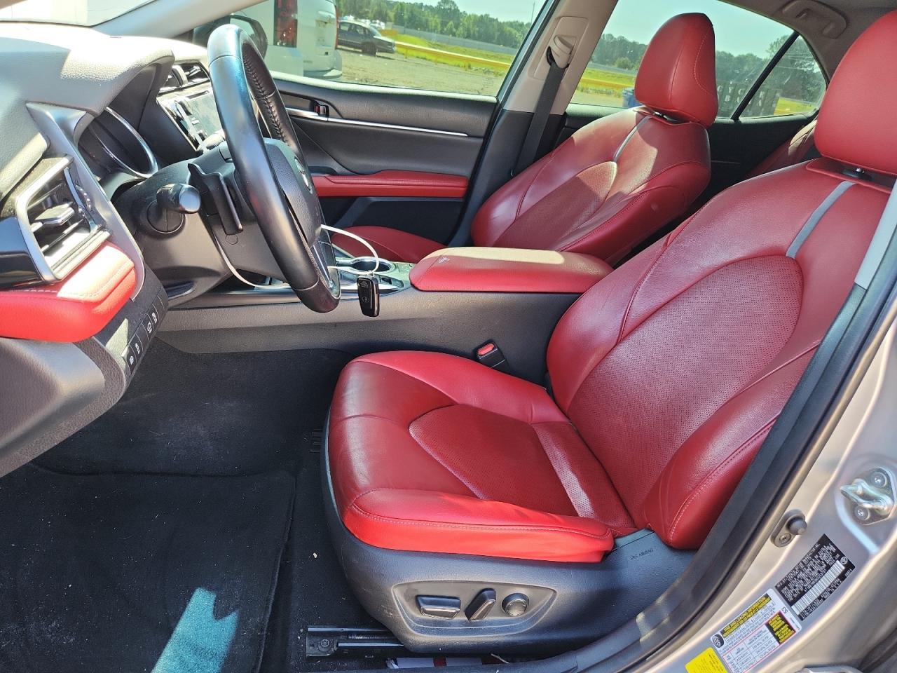 2019 Toyota Camry Xse - Фото 7