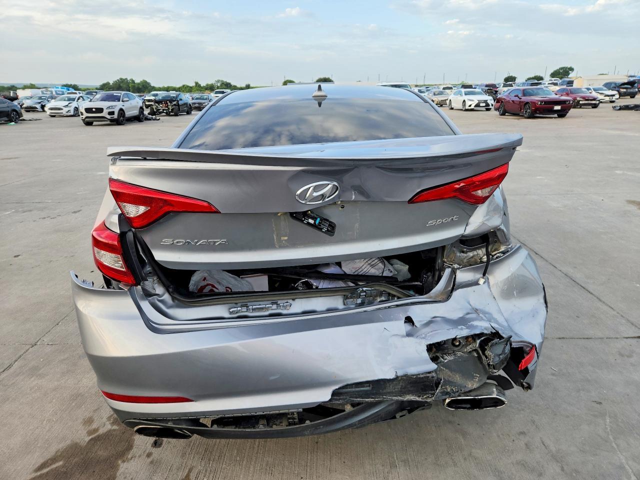 2017 Hyundai Sonata Sport - Image 6