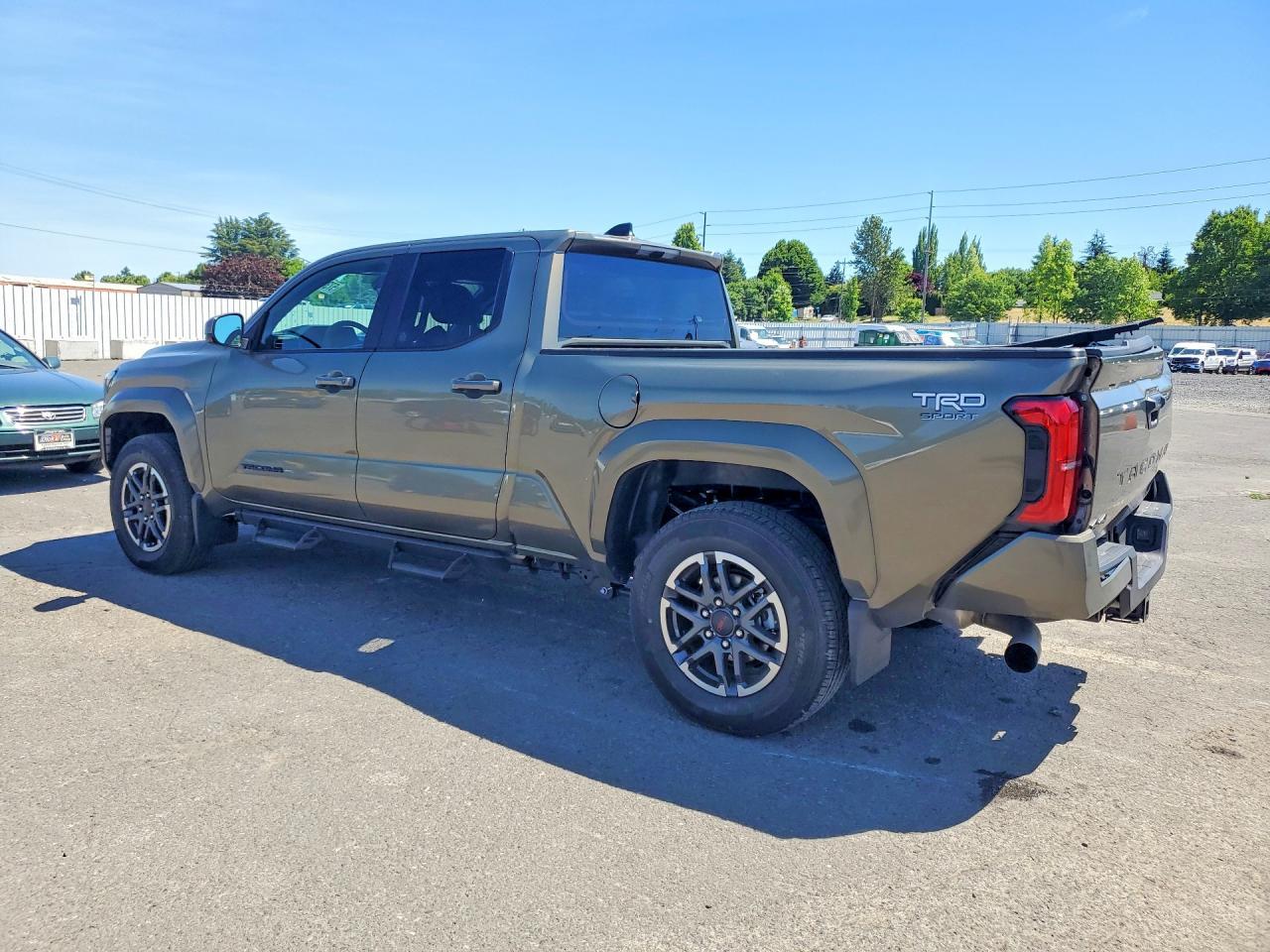 2025 Toyota Tacoma - Фото 2