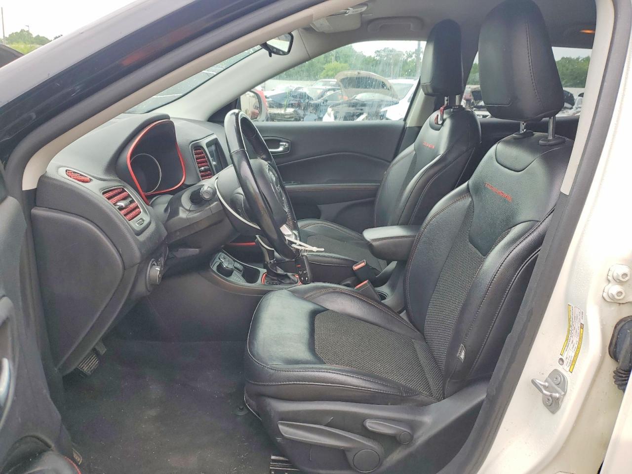 2019 Jeep Compass Trailhawk - Image 7