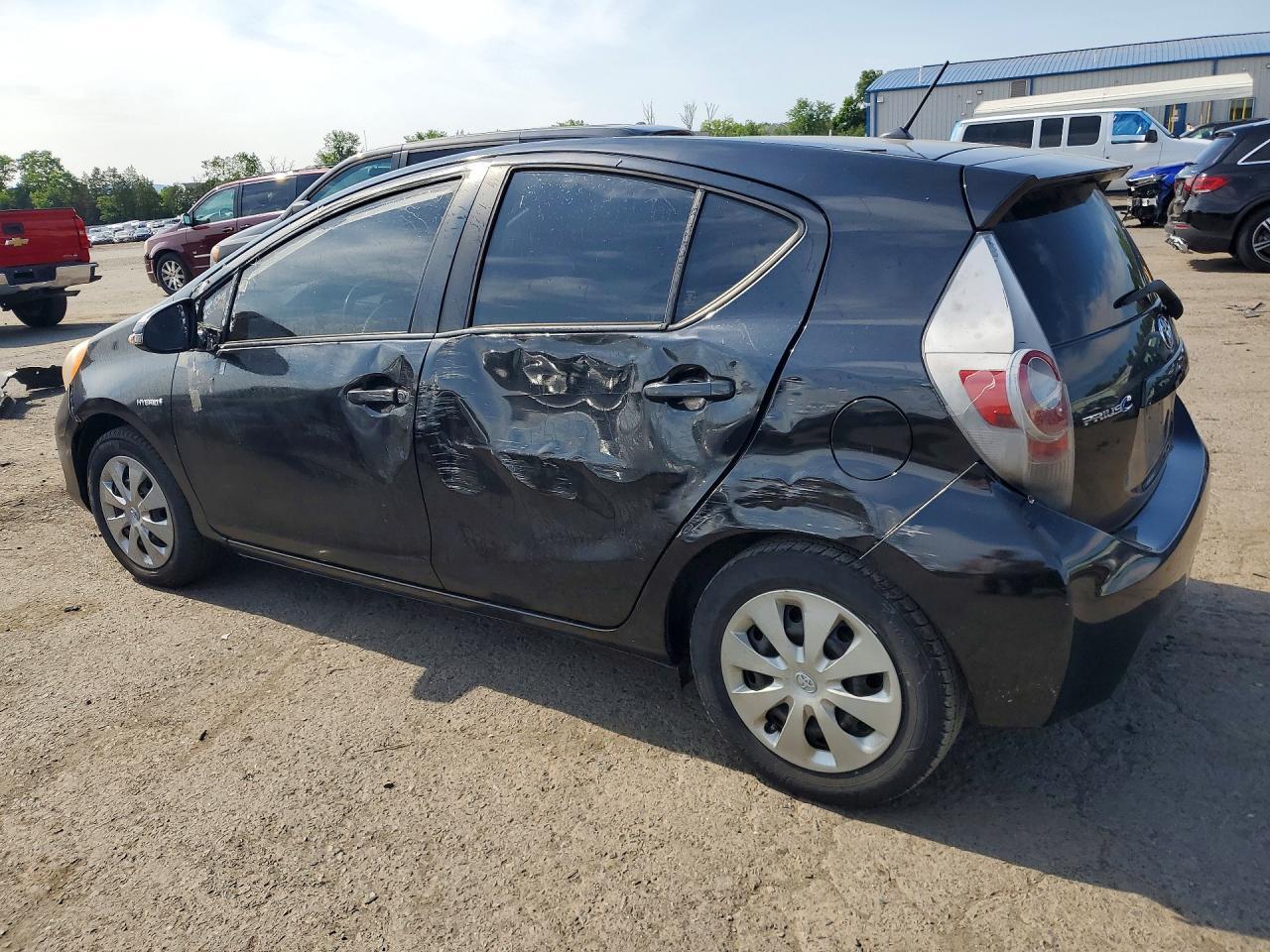 2014 Toyota Prius C Two - Фото 2