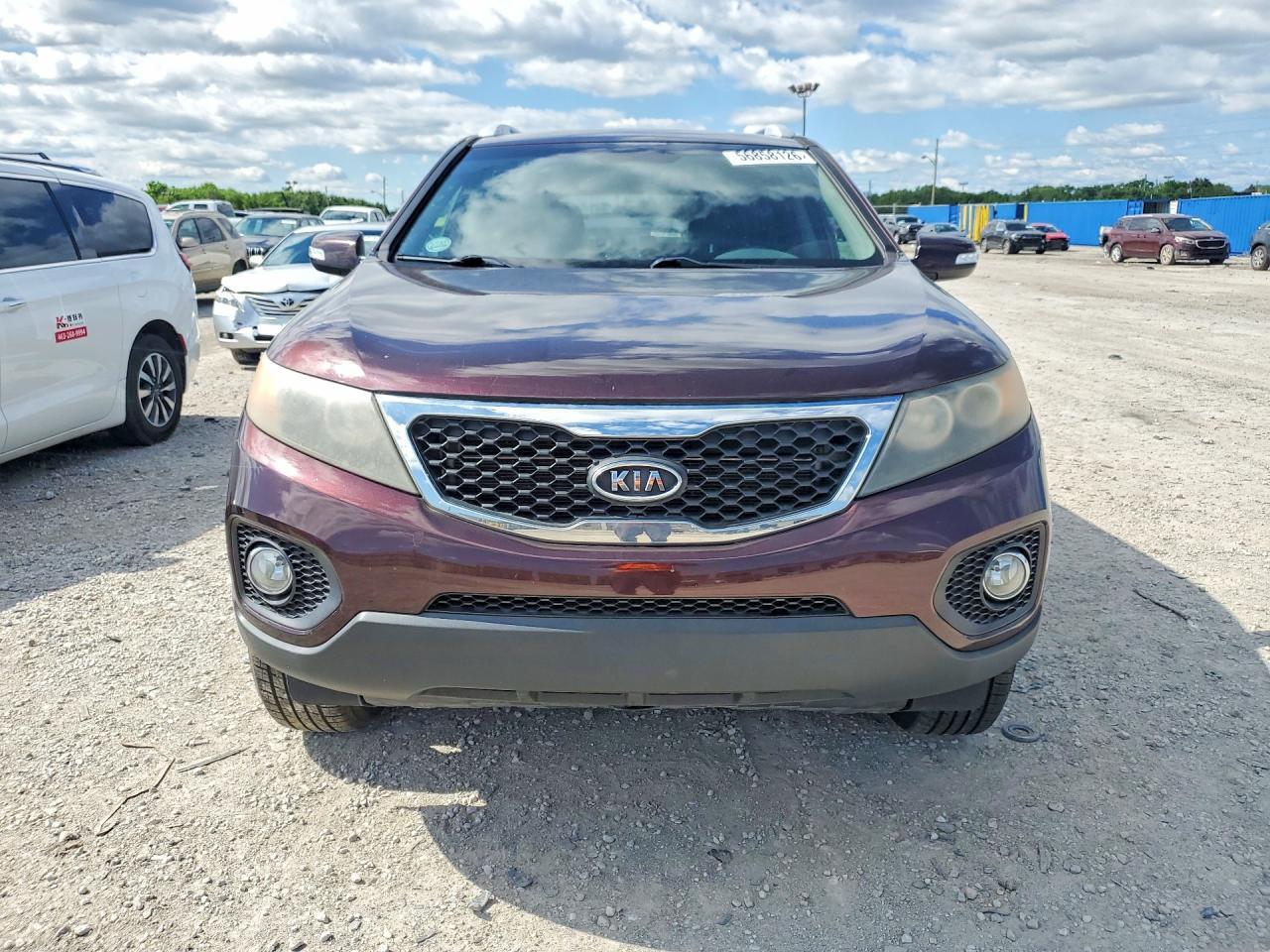 2011 Kia Sorento Lx - Image 5